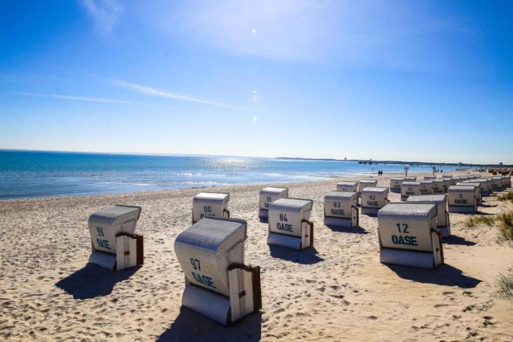 Ferienwohnung Sonnenzeit Scharbeutz Bagian luar foto